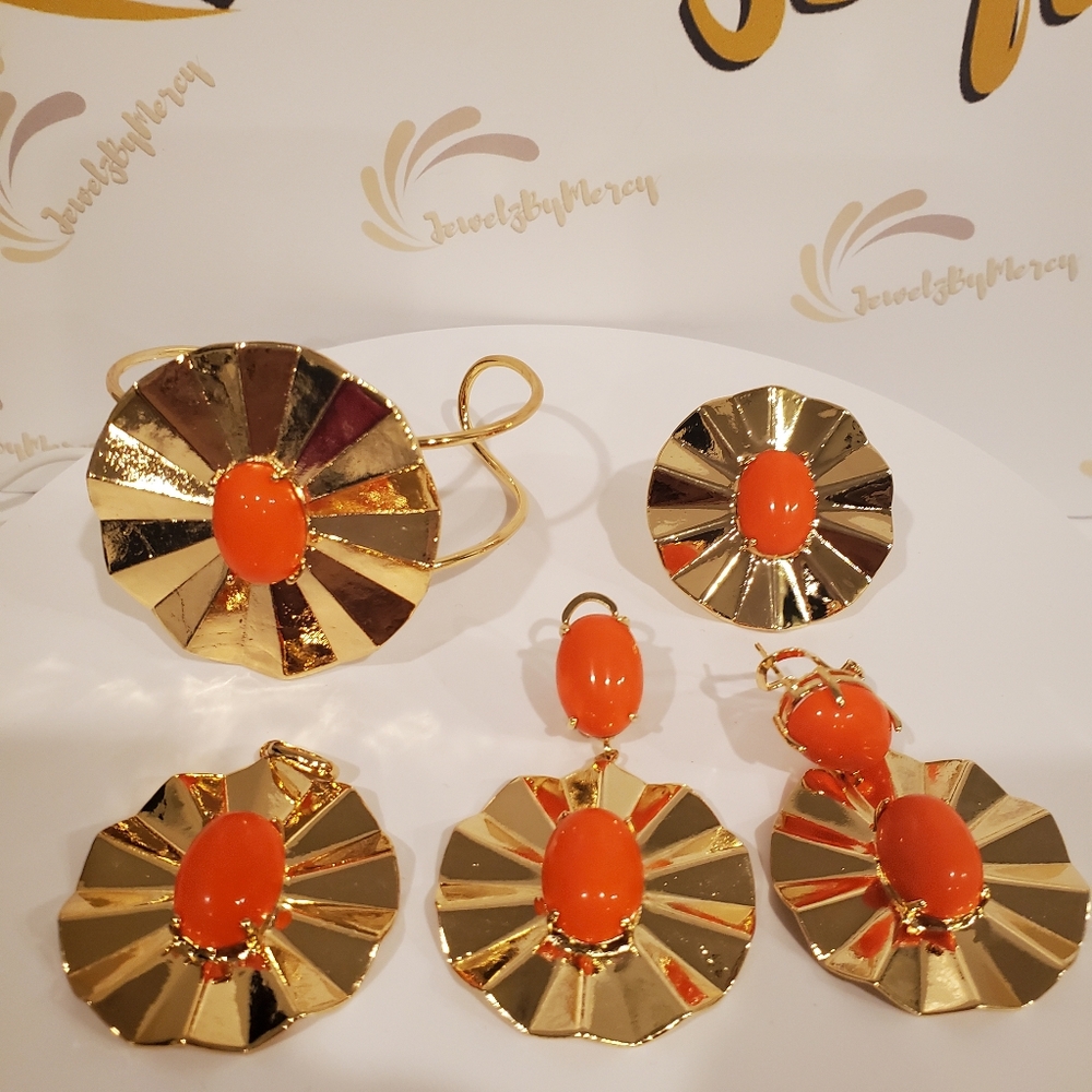 Earrings, Pendant, Bracelet and Ring Set